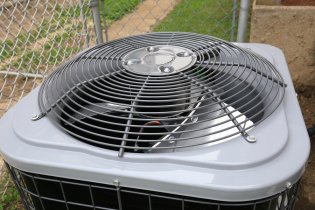 Air conditioning outdoor unit